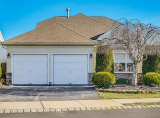 18 Dunrovin Ct, Manchester, NJ