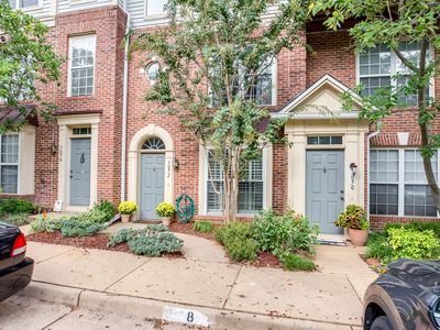 7072 Falls Reach Dr, Falls Church, VA, 22043