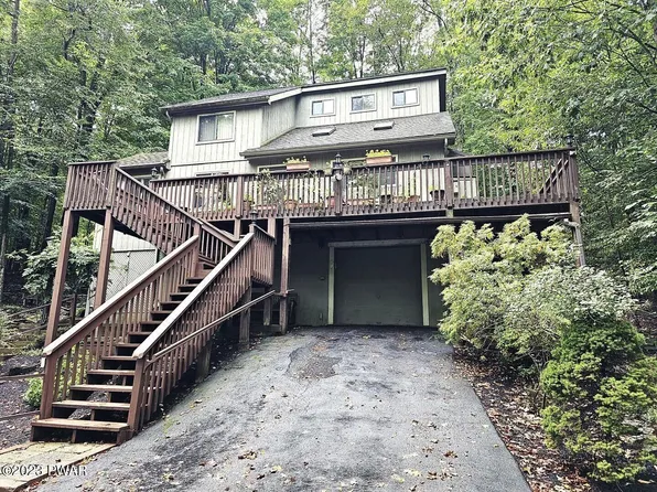 1005 Tomahawk Rd, Lake Ariel, PA 18436
