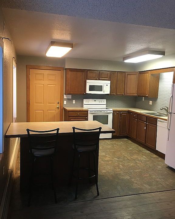 Kitchen-Living Room View
