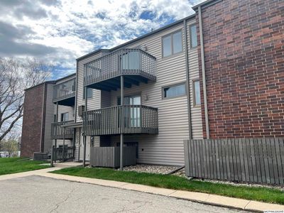 600 Briarstone Dr #A-5, Mason City, IA, 50401