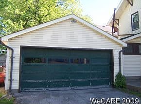 3rd image of 701 College Ave