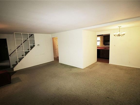 3rd image of 3362 Pendleton St