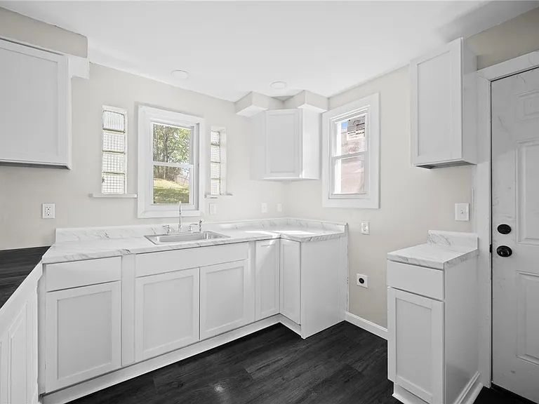 505 Wylie Ave — Photo 17