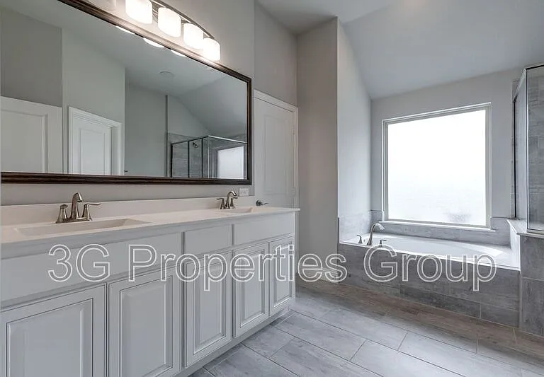 3521 Camden Ct — Photo 24