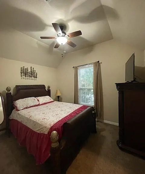 329 Prairie Ridge Ln — Photo 6