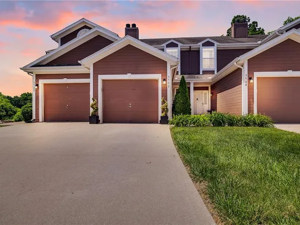 5502 NW Moonlight Meadow Dr, Lees Summit, MO 64064