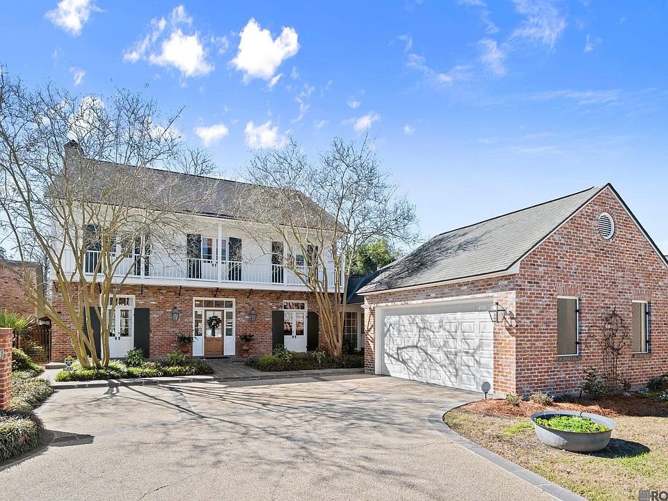 1st image of 1543 Applewood Rd