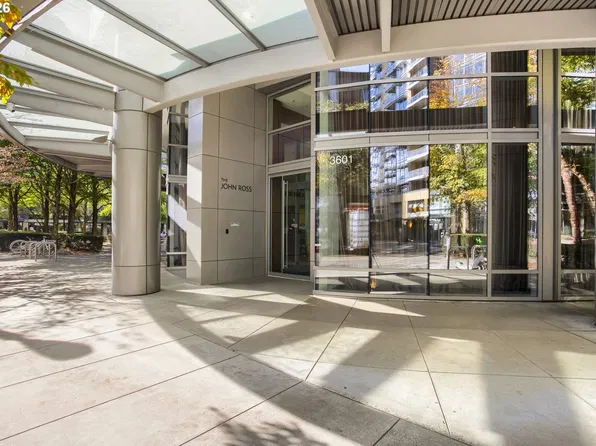 3601 S River Pkwy #2202, Portland, OR 97239