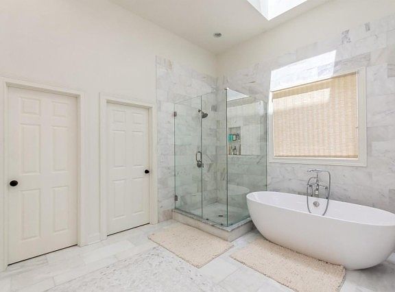 5th image of 8016 Craginhall Ct