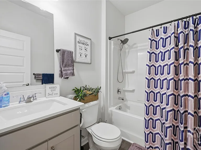 152 Holloway Hl — Photo 23