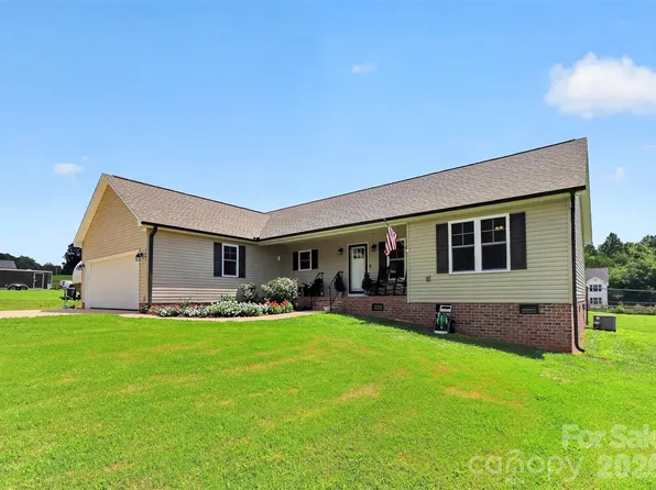 3889 Ritchie Rd, Lincolnton, NC 28092