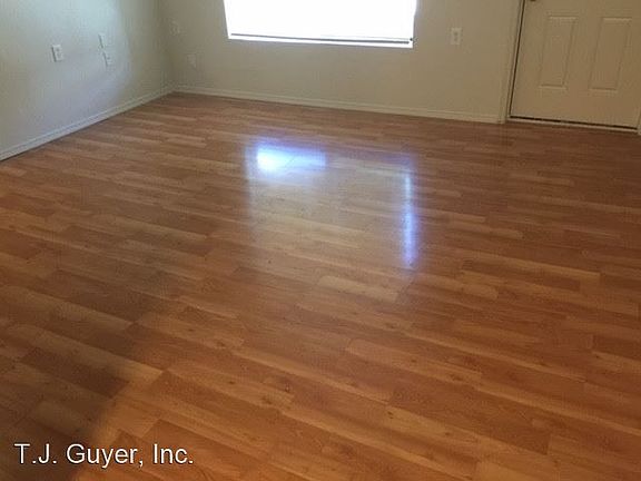 4th image of 615 S Pearl St APT 6