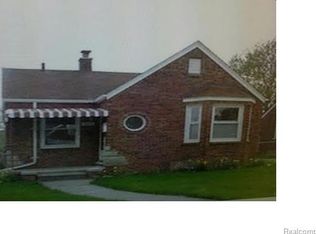 15700 Mok Ave, Eastpointe, MI 48021