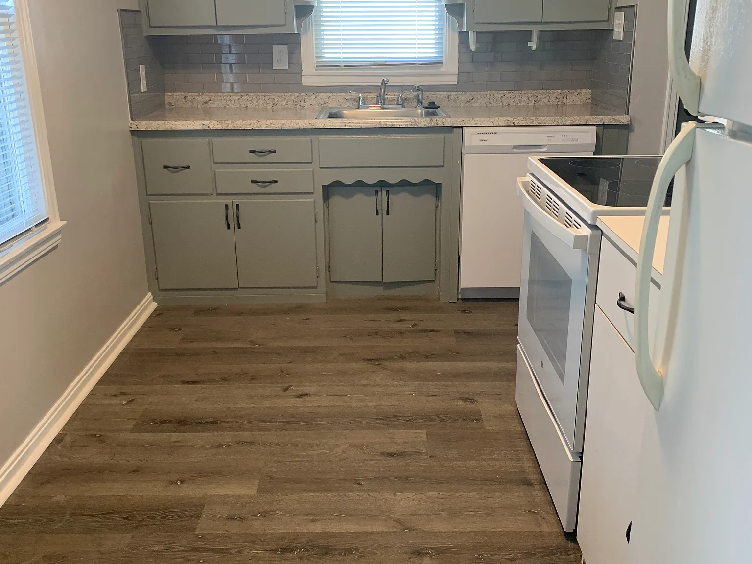 2 bed, 736 sqft, $1,250 — Photo 3