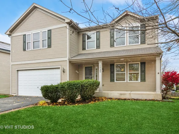 1725 Stonegate Dr, Montgomery, IL 60538