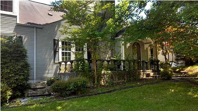 1st image of 200 Thornton Ave