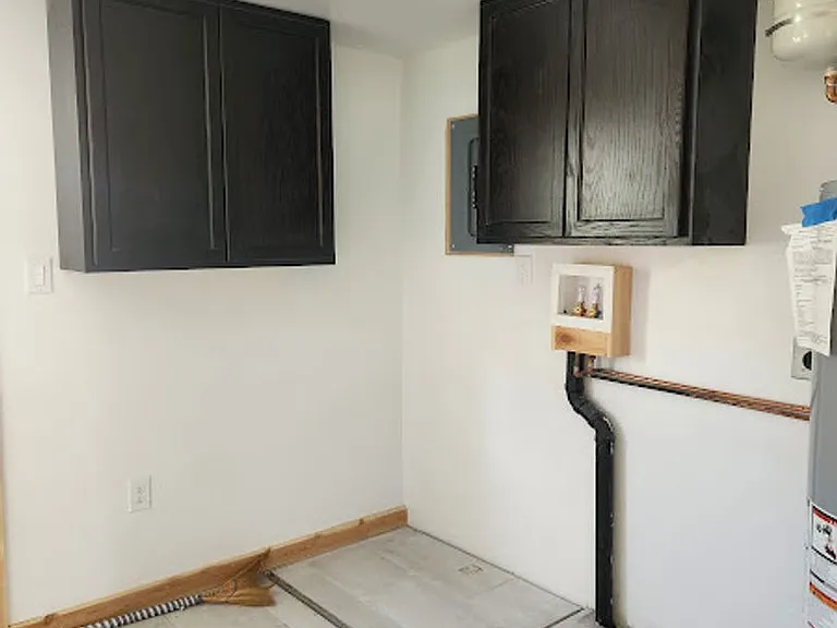 210 E Mountain Ave — Photo 33