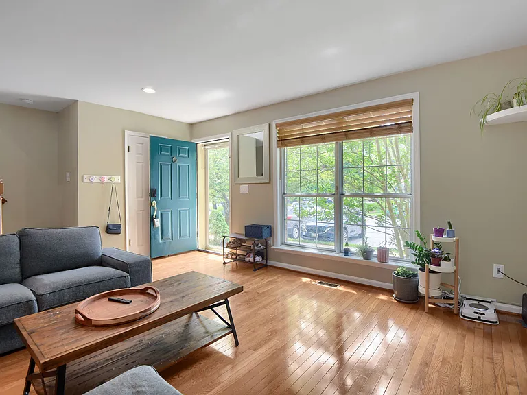 26 White Pine Ct — Photo 8