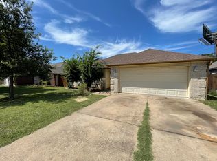 209 N Kings Canyon Dr, Cedar Park, TX 78613