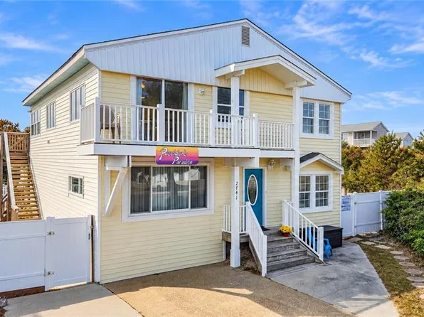 2741 Sandpiper Rd, Virginia Beach, VA 23456