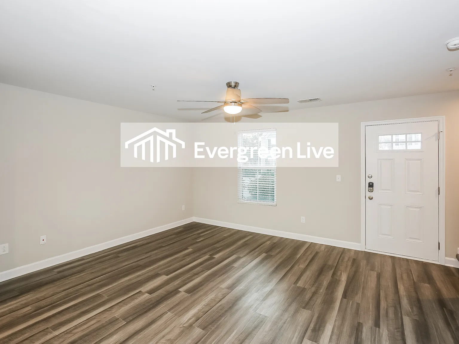 3 bed, 2.5 bath, 1440 sqft, $1,895 — Photo 4