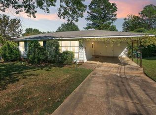409 Maplewood Dr, Little Rock, AR 72211