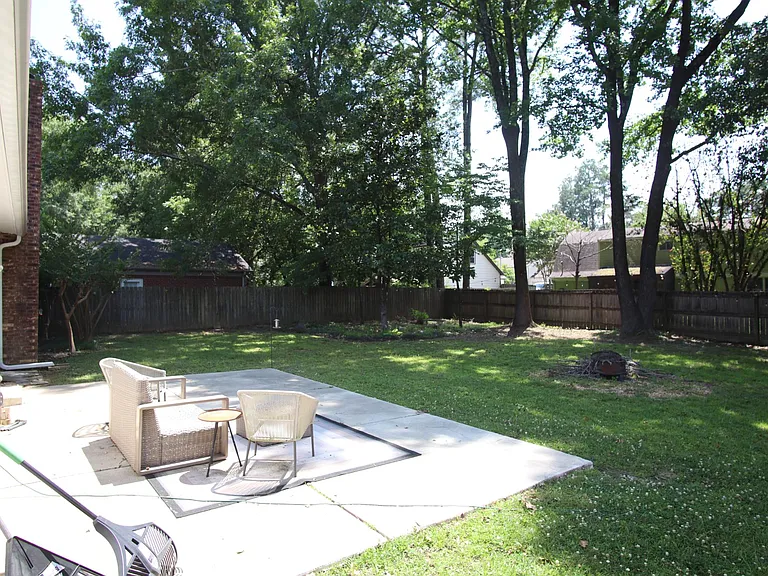 2155 Night Shade Dr — Photo 25