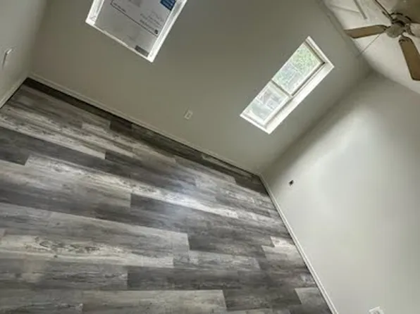 (undisclosed Address), Curtis Bay, MD 21226