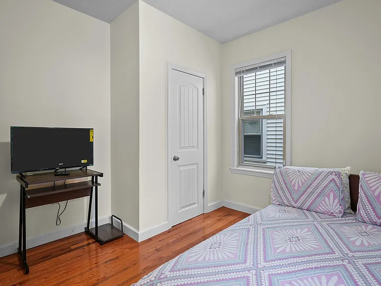 164 Hadley St #1 — Photo 26