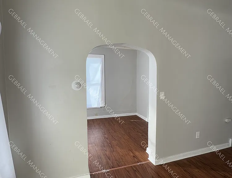 1120 Congress Ave — Photo 4