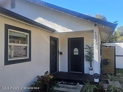 3rd image of 13091 Old Crystal River Rd