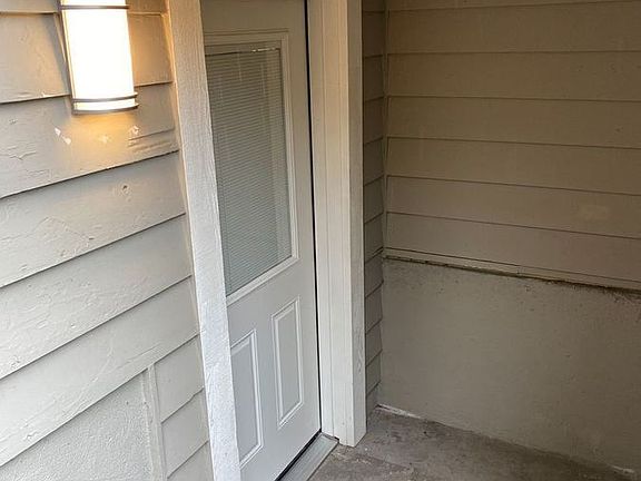 3rd image of 3226 Rucker Ave #B