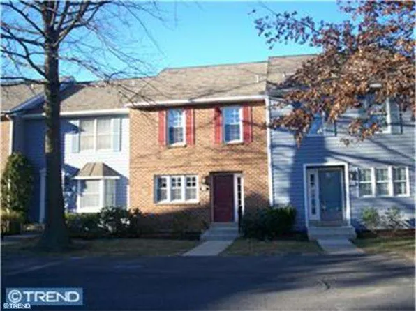 604 Meadow Ct, Glen Mills, PA 19342