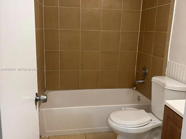 6675 W 4th Ave #408 — Photo 3