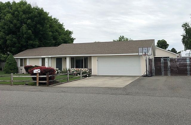 1st image of 3819 W Margaret St
