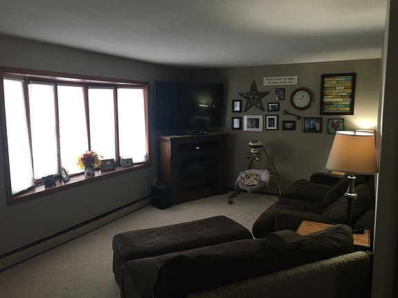 2nd image of 1615 Sunset Ave