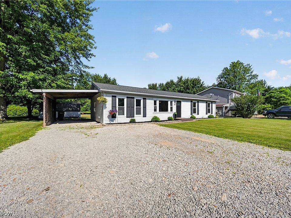 1st image of 16 Leffingwell Dr