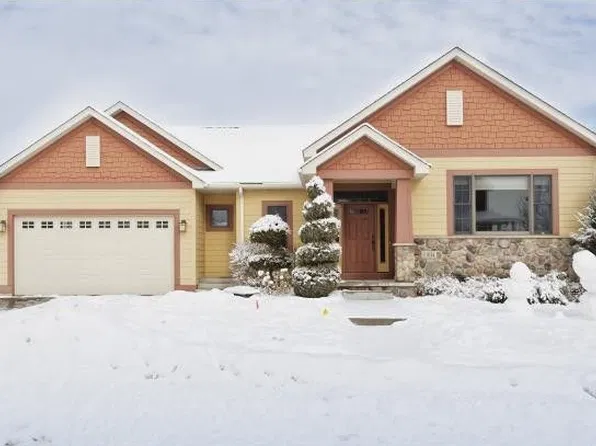 11614 Laketowne Vw NE, Albertville, MN 55301