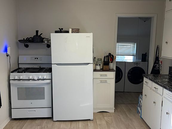 3rd image of 11895 5th St