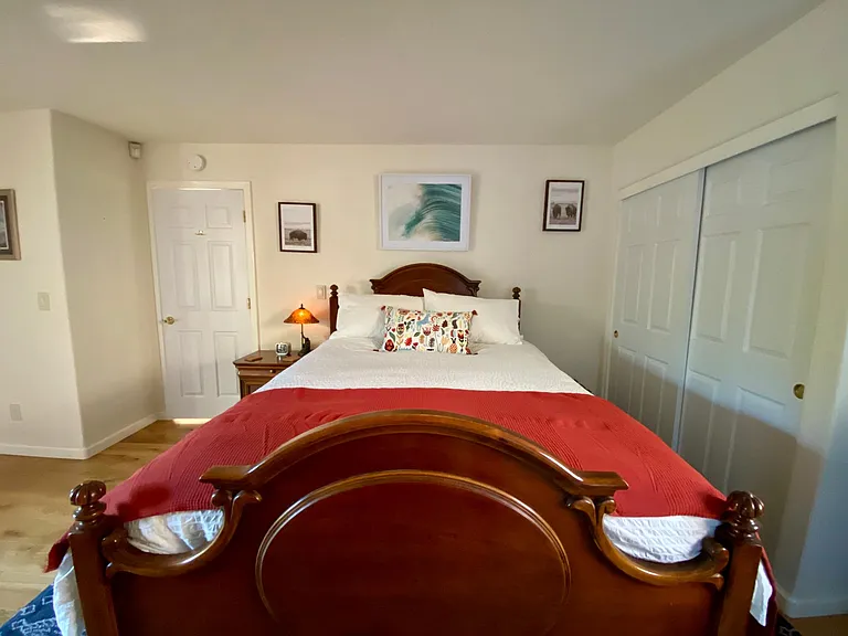 1518 Meek Ave — Photo 12