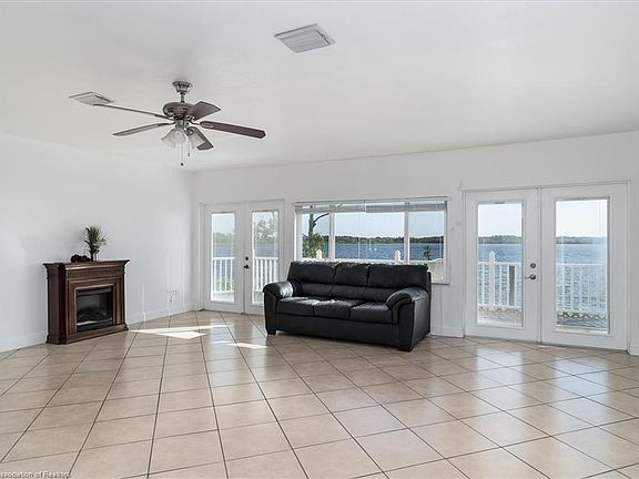 5th image of 2422 Pine Needle Dr #2428