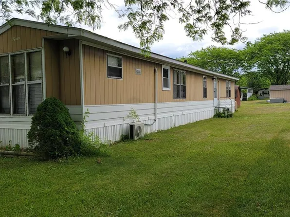 8 Powderhorn Pl, Mount Bethel, PA 18343