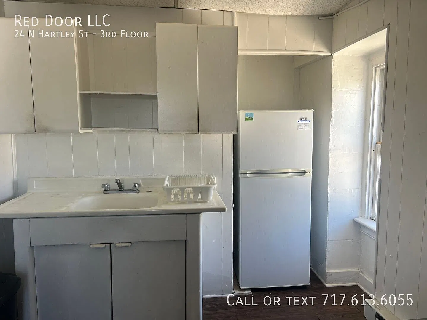 Very Large 3rd fl 1 Bedroom — Photo 2