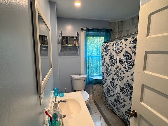 5th image of 262 S 5th Ave #44