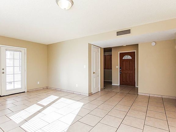 4th image of 6019 W Banff Ln