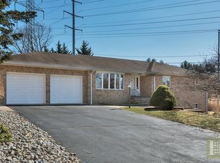 147 Kingwood Dr, Little Falls, NJ 07424