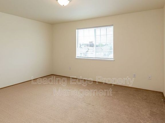 5th image of 15117 44th Ave NE #1