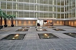650 Queens Quay W #712 — Photo 19