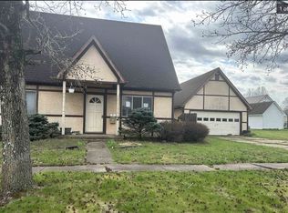 2 Peach Circle Dr, Middleport, OH 45760